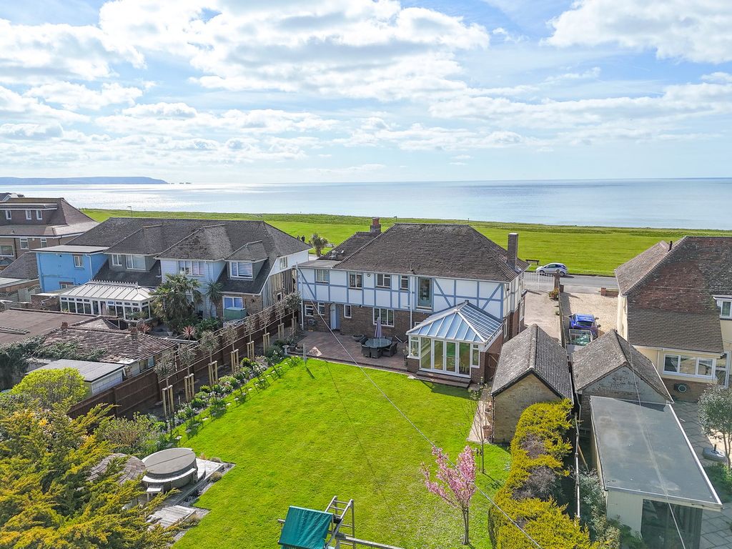 4 bed detached house for saleMarine Drive West, Barton On Sea, New Milton BH25