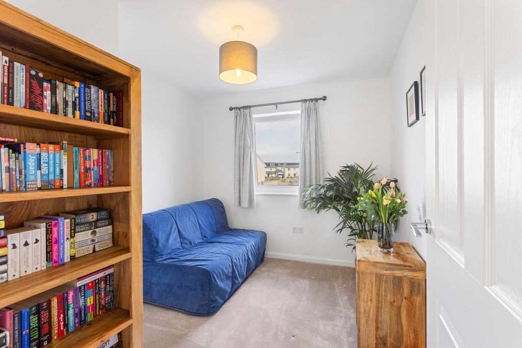 Additional image 25 of 4 bed town house for sale15 Bonaille Drive, Bilston EH25