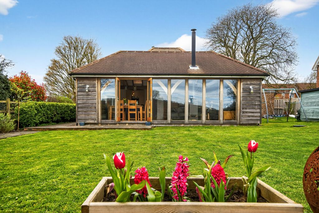 4 bed detached bungalow for salePewsey Road - Rushall, Pewsey SN9