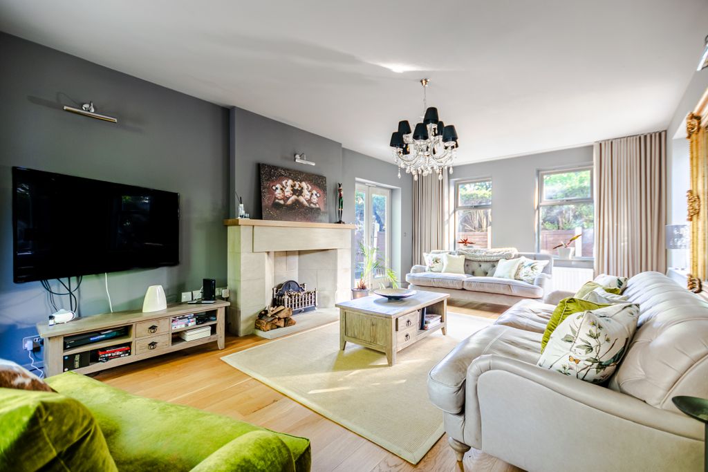 Additional image 3 of 4 bed detached house for saleWetherby Road, Leeds LS8