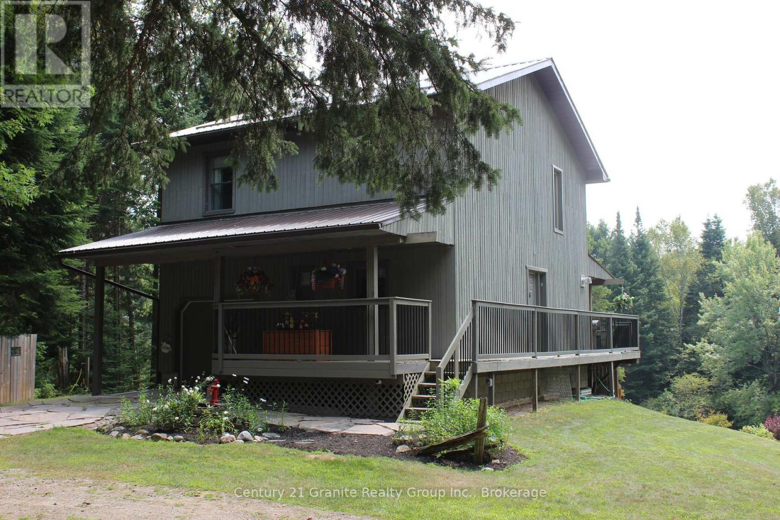 1082 GREEN LAKE ROAD