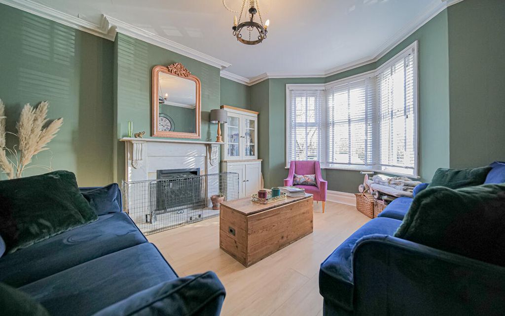 Additional image 3 of 4 bed semi-detached house for saleSandridge Road, Melksham, Wiltshire SN12