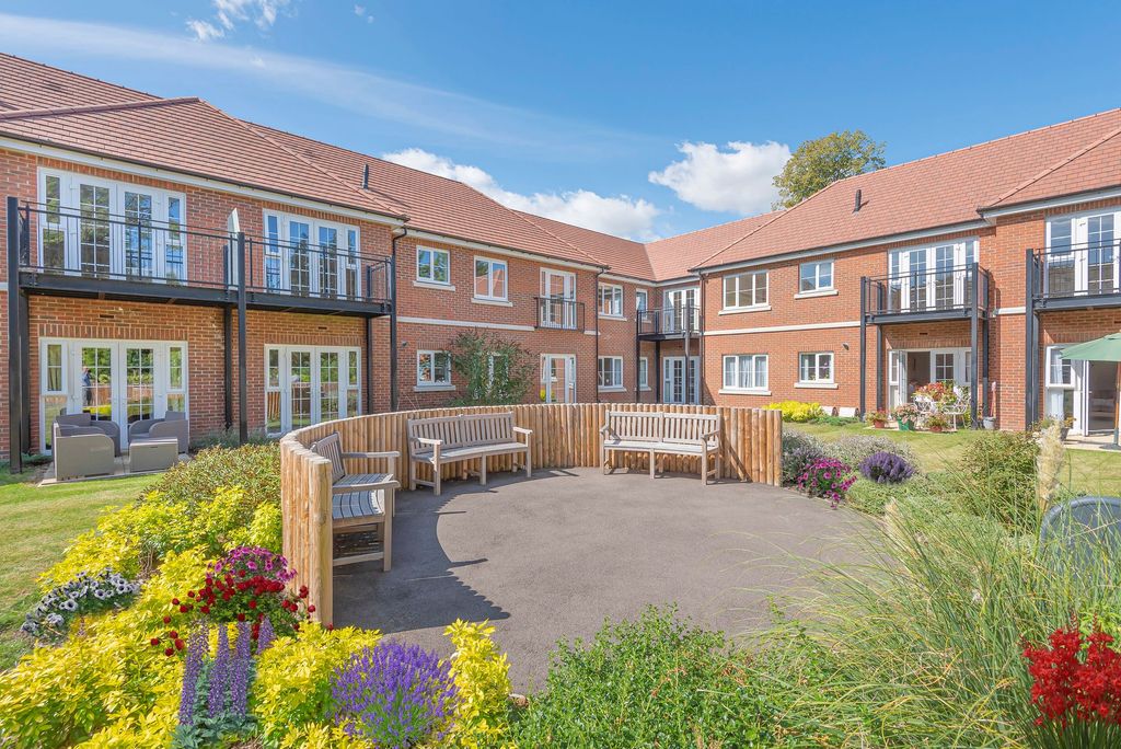 Additional image 13 of 1 bed flat for saleThe Retreat, Princes Risborough HP27
