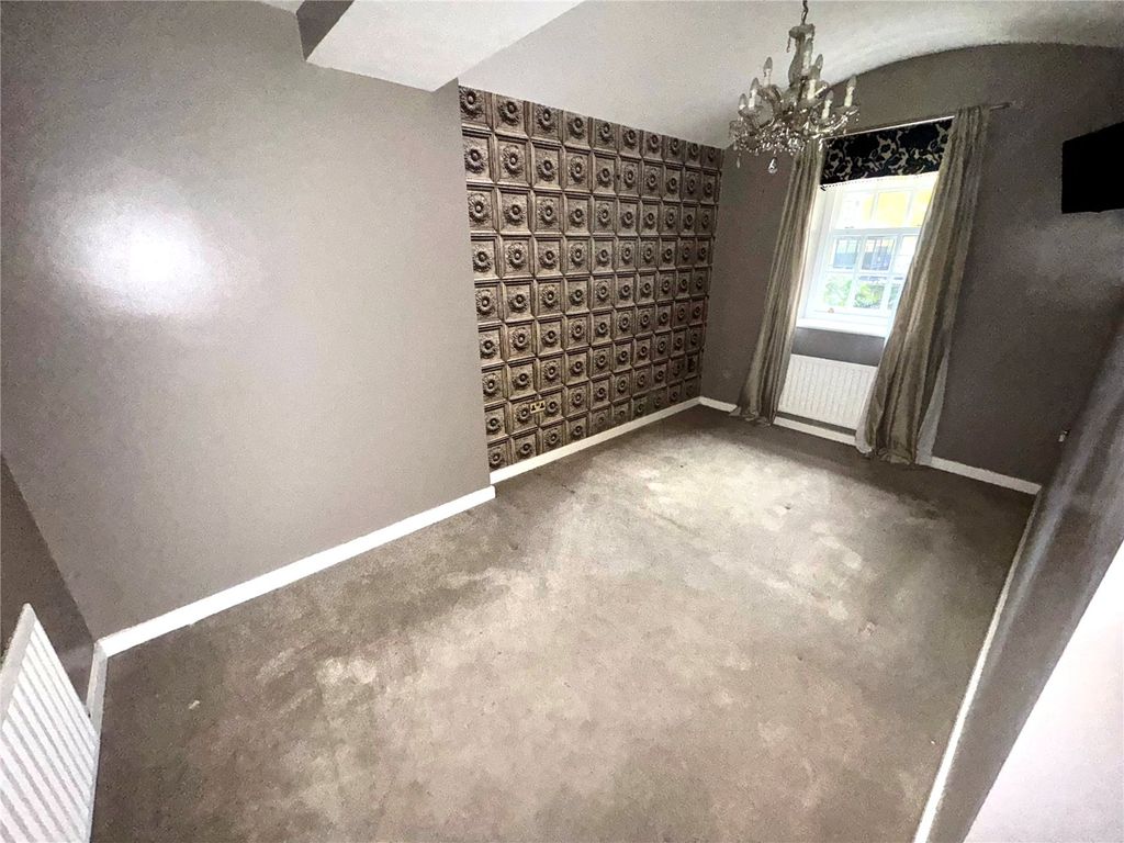 Additional image 5 of 1 bed flat for saleTuke Grove, Wakefield, West Yorkshire WF1