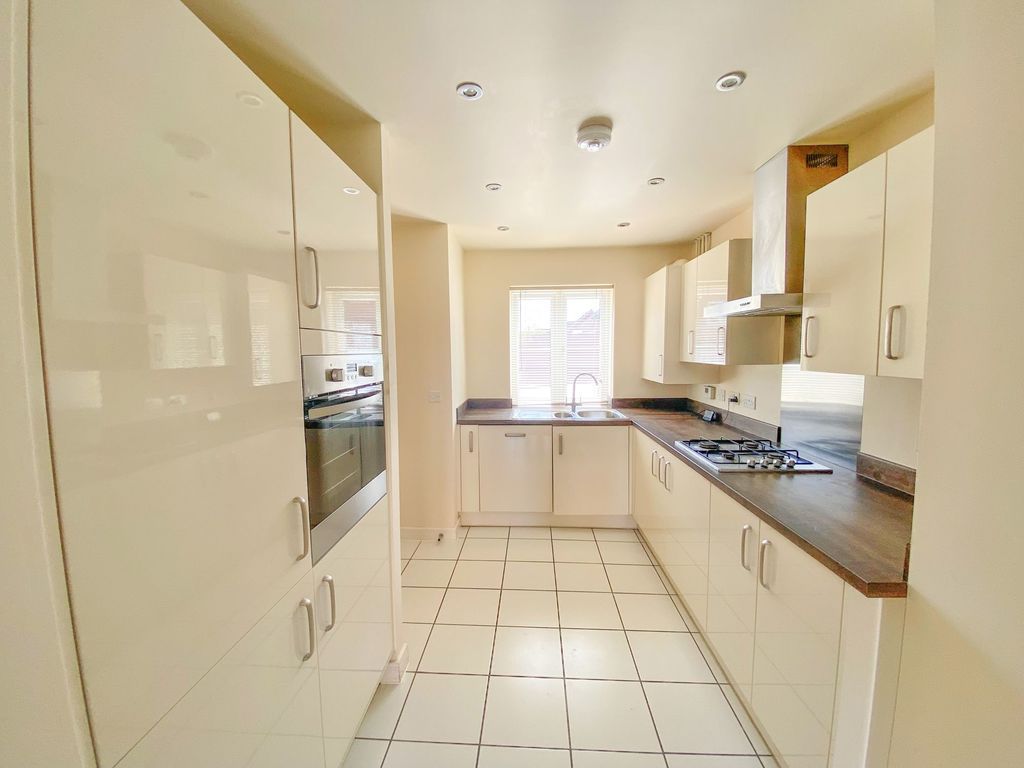 Additional image 4 of 3 bed semi-detached house for saleClover Avenue, Malton YO17