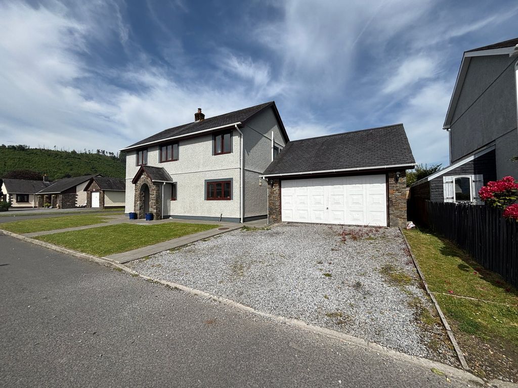 Additional image 2 of 4 bed detached house for saleMaescelyn, Talley, Llandeilo SA19