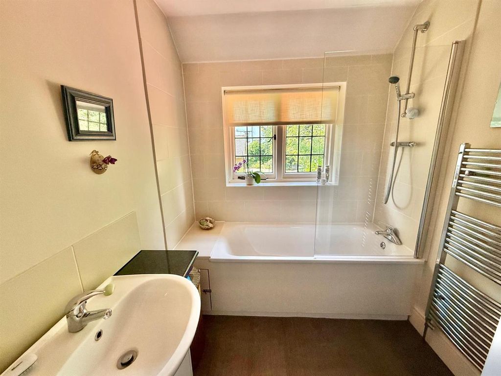 Additional image 15 of 5 bed detached house for salePark Lane, Macclesfield SK11