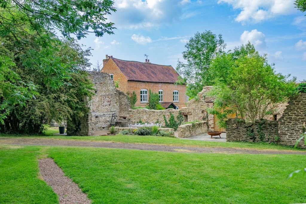 Additional image 41 of 7 bed property for saleGloucester Road, Longhope GL17