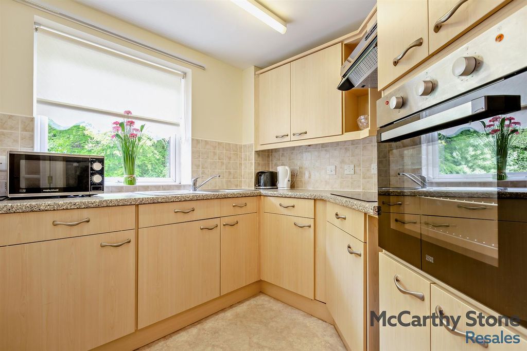 Additional image 6 of 1 bed flat for saleRivers Edge Court, Oaklands Drive, Okehampton EX20