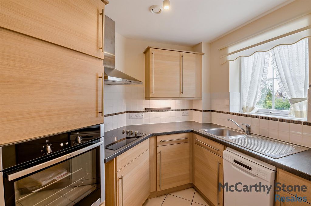 Additional image 17 of 2 bed flat for saleHollis Court, Castle Howard Road, Malton YO17