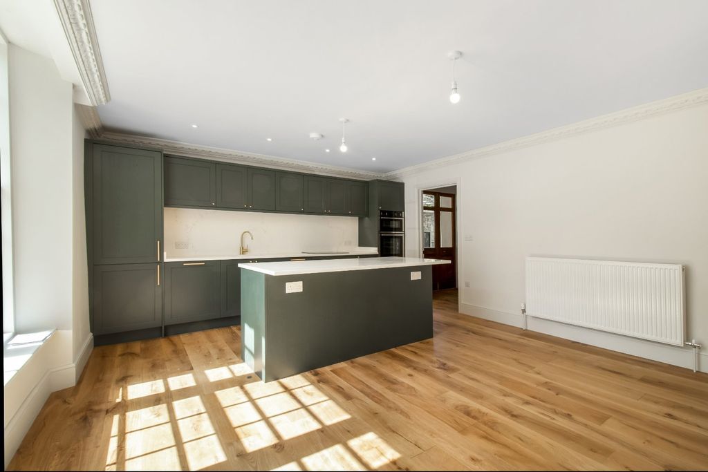 Additional image 5 of 2 bed terraced house for saleHigh Street, Lechlade, Gloucestershire GL7