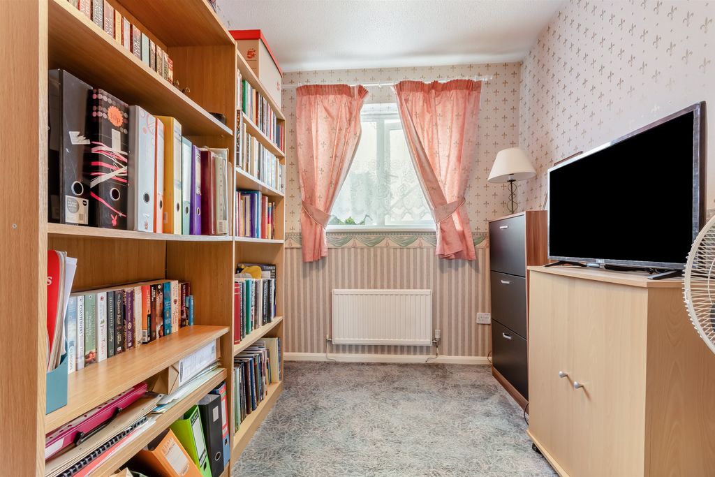 Additional image 12 of 4 bed detached house for saleCoopers Way, Newent, Gloucestershire GL18