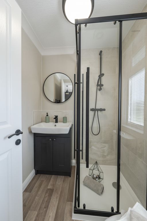 Additional image 10 of 2 bed mobile/park home for sale41 The Grange Moorbarns Lane, Lutterworth LE17
