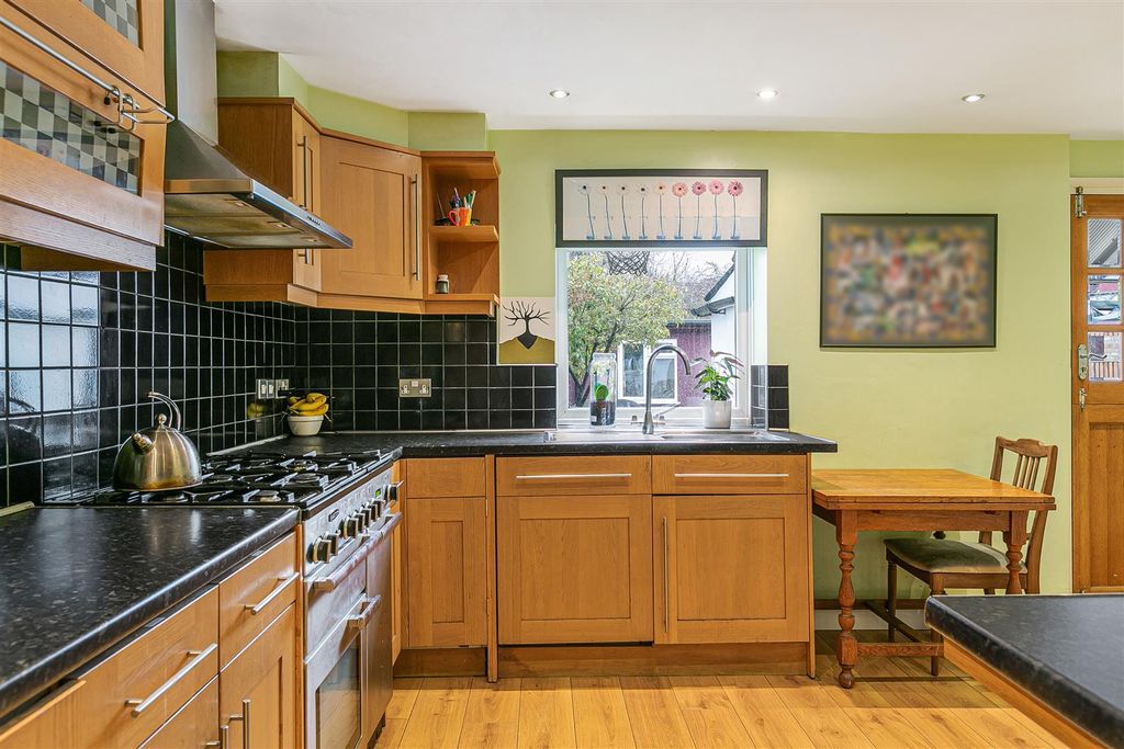 Additional image 33 of 5 bed terraced house for saleClarence Avenue, New Malden KT3