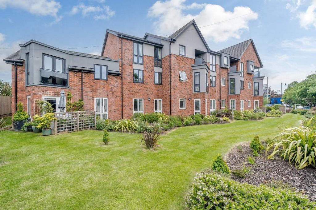1 bed flat for saleCrocus Court, Station Road, Poulton-Le-Fylde FY6