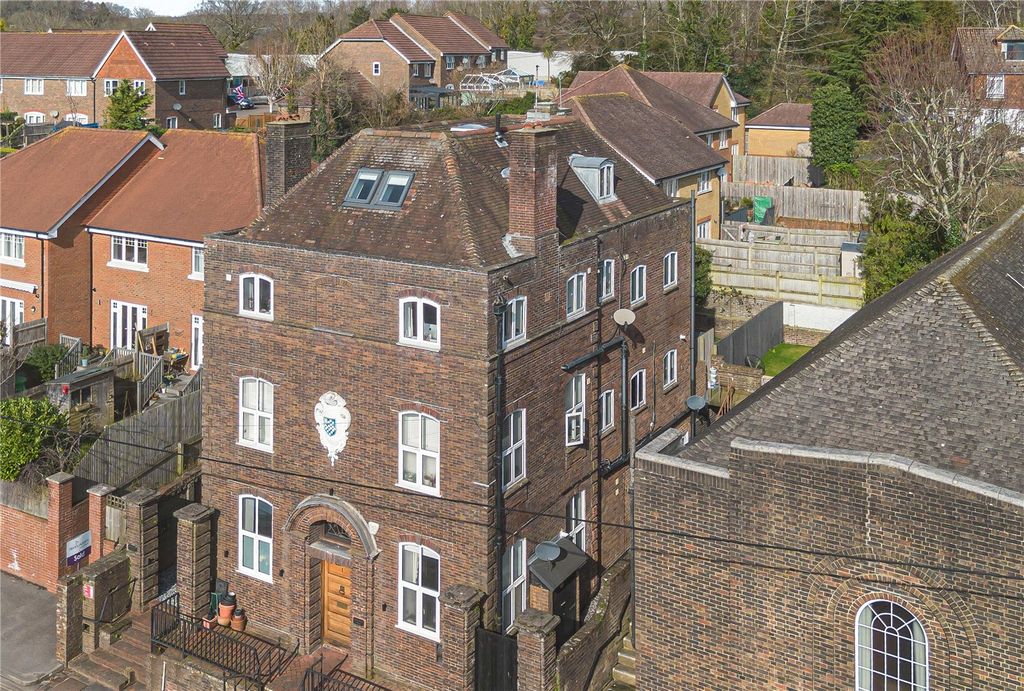Additional image 18 of 2 bed flat for saleStation Road, Pulborough, West Sussex RH20