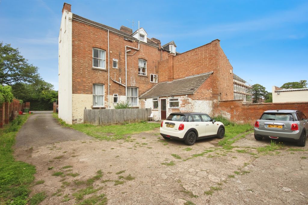 Additional image 17 of 11 bed detached house for saleTachbrook Road, Leamington Spa CV31