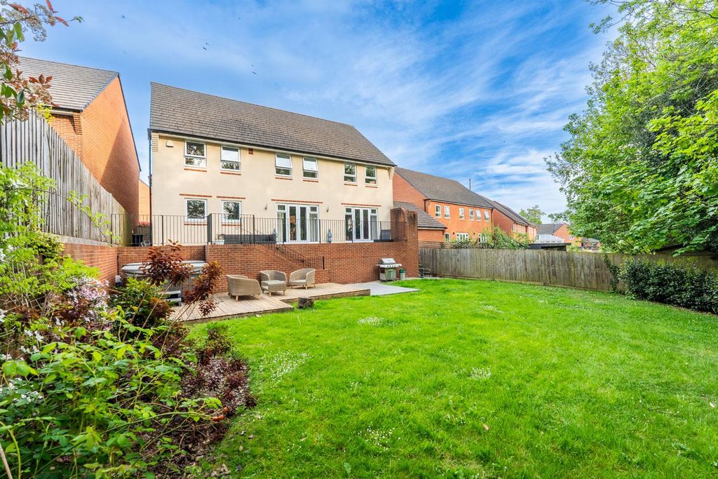 6 bed detached house for saleBeacon Drive, Newton Abbot TQ12