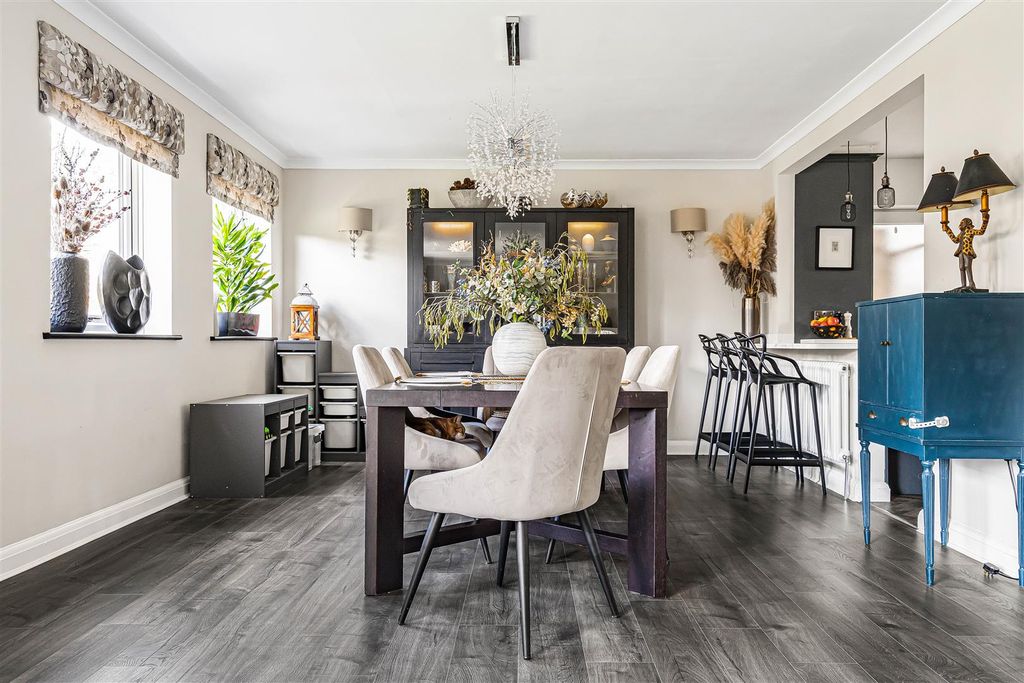 Additional image 12 of 5 bed detached house for saleBeechwood Close, Exning, Newmarket CB8