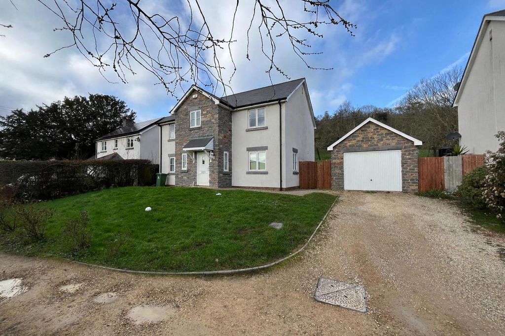 4 bed detached house for saleLatchen, Longhope GL17