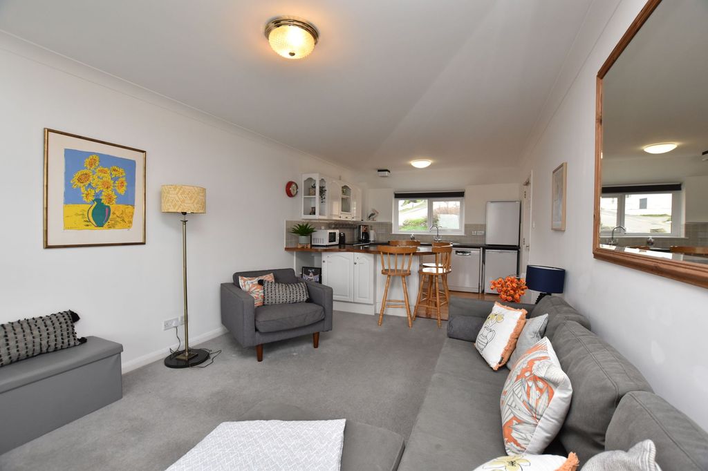Additional image 5 of 2 bed flat for saleEsplanade Road, Newquay TR7
