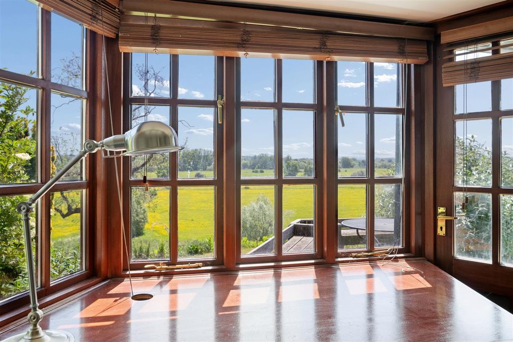 Additional image 4 of 3 bed detached bungalow for saleWeston Road, Olney MK46