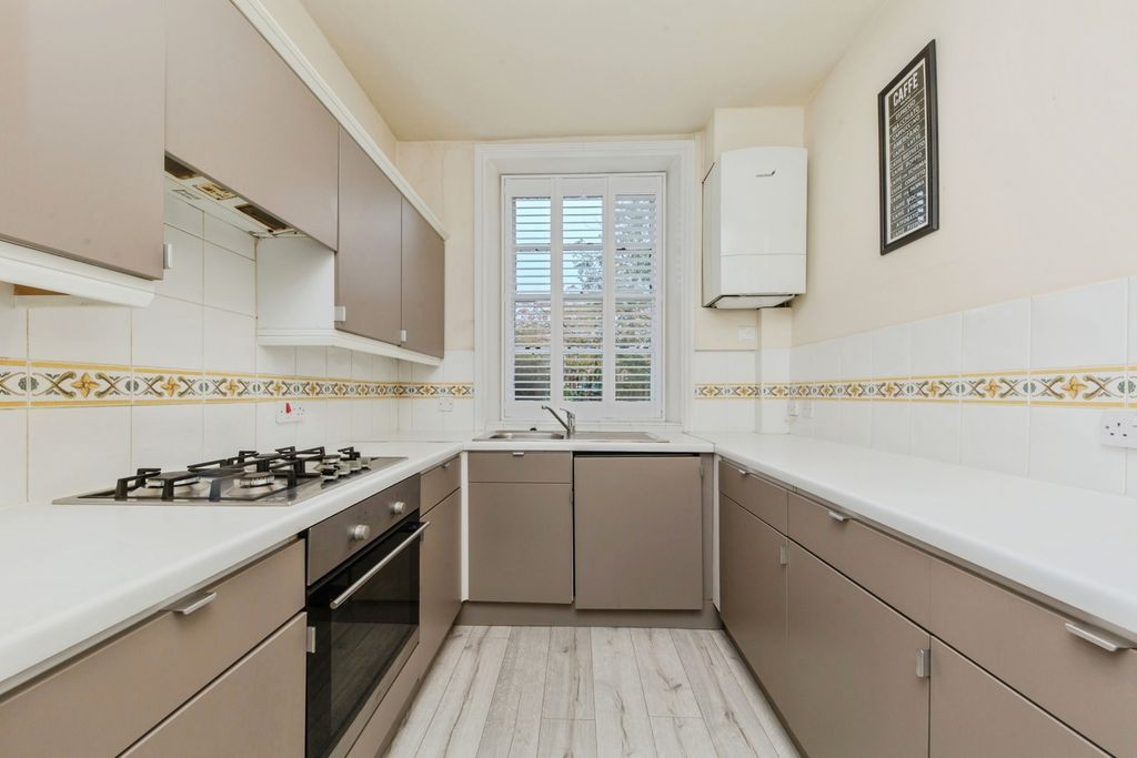 Additional image 10 of 2 bed flat for saleBlandford Drive, Macclesfield, Cheshire SK11