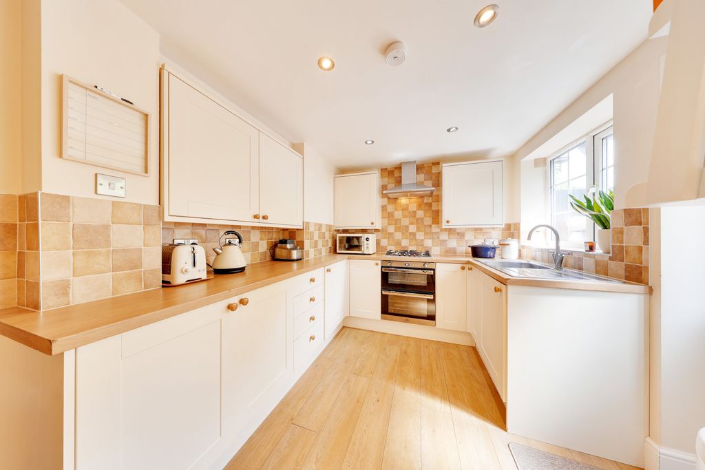 Additional image 2 of 3 bed terraced house for saleAynscombe Angle, Orpington BR6