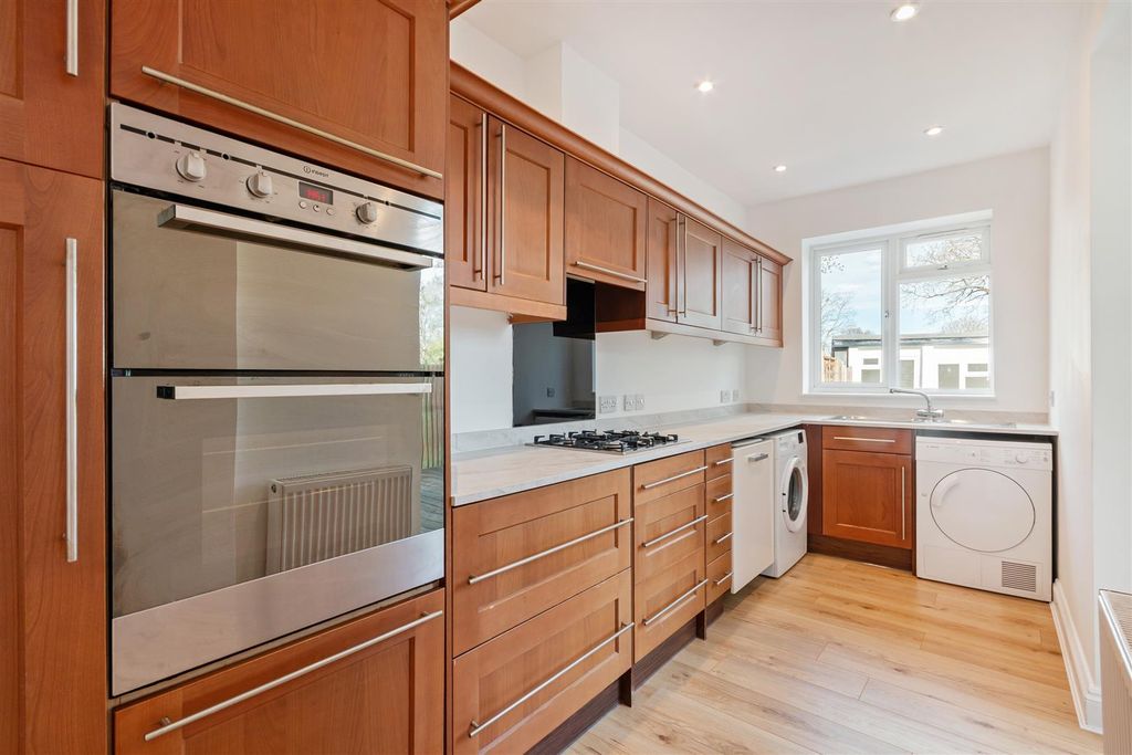 Additional image 3 of 3 bed end terrace house for saleMonkleigh Road, Morden SM4