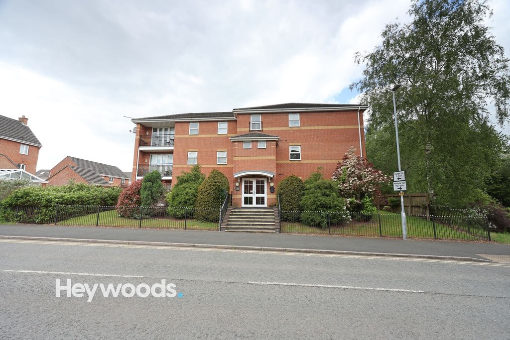 2 bed flat for saleChasewater Drive, Stoke-On-Trent ST6