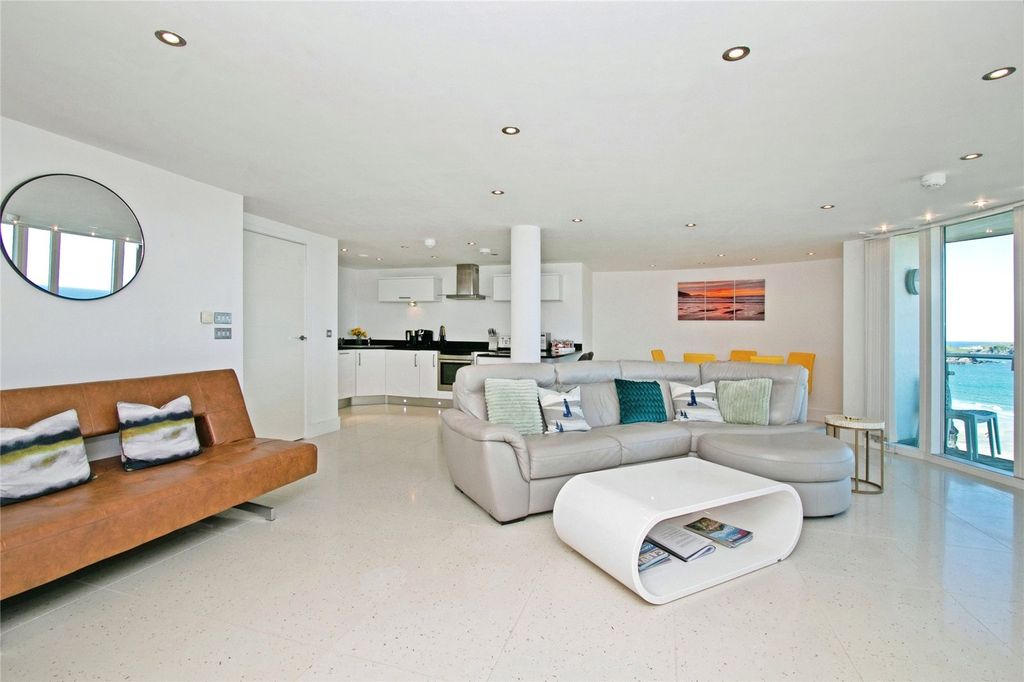 Additional image 20 of 2 bed flat for saleNarrowcliff, Newquay, Cornwall TR7