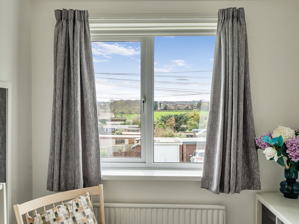 Additional image 8 of 3 bed detached house for saleCavewell Gardens, Ossett, West Yorkshire WF5