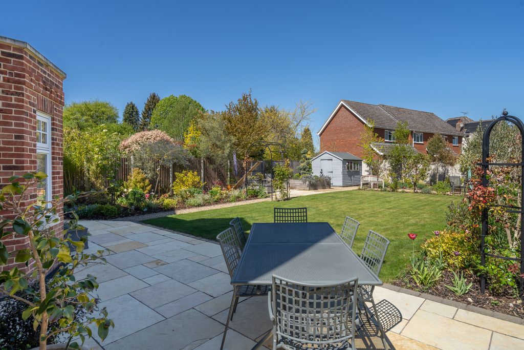 Additional image 32 of 6 bed detached house for saleKeswick Close, Cringleford, Norwich NR4