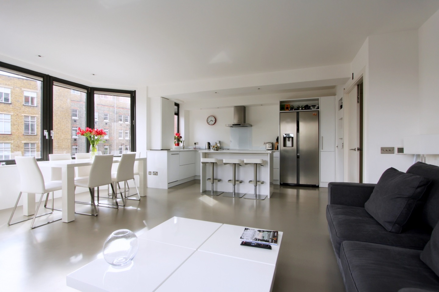2 Bed Flat, Artillery Row, SW1P, N1 7GU photo 2