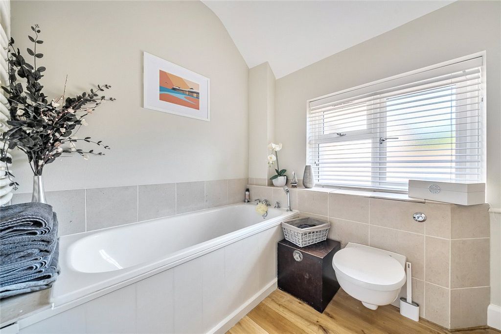Additional image 15 of 5 bed detached house for saleLeaze Road, Marlborough, Wiltshire SN8