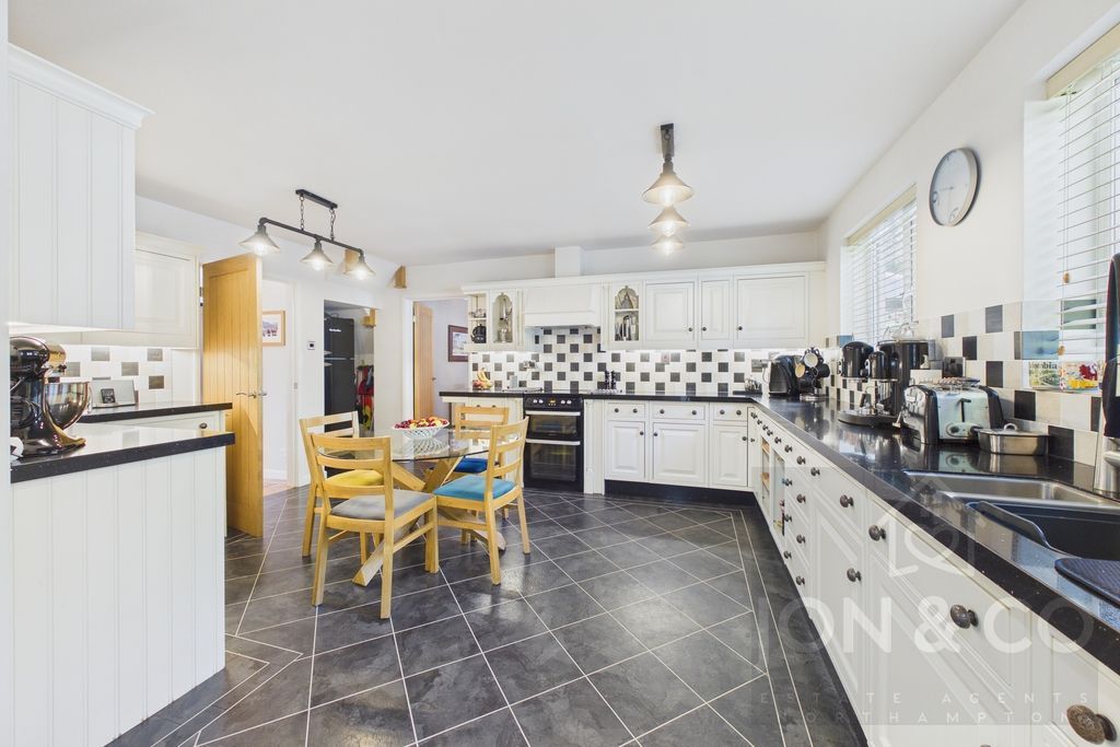 Additional image 17 of 4 bed detached house for salePark View, Moulton, Northampton NN3
