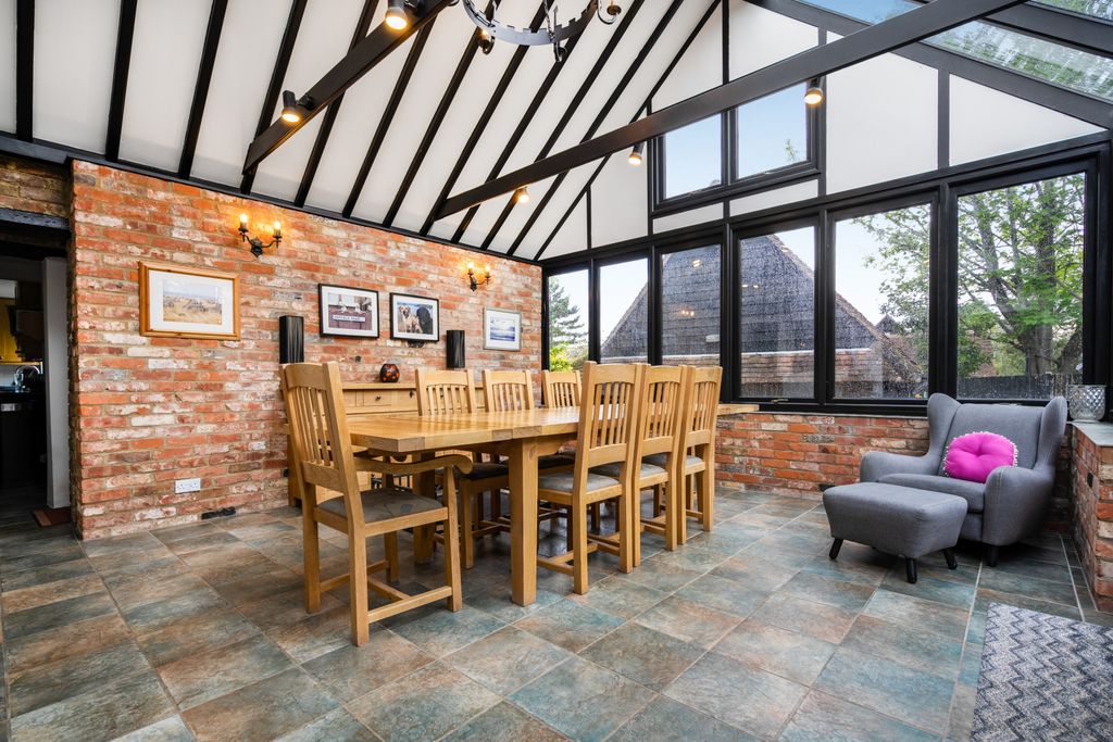 Additional image 6 of 4 bed link detached house for saleChurch Lane, Princes Risborough HP27