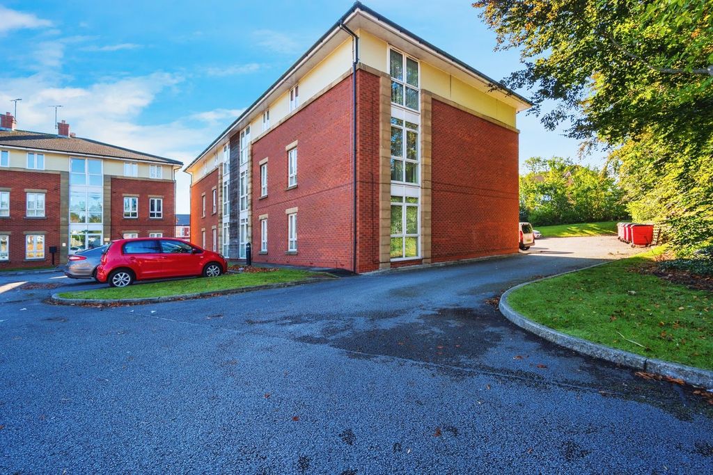 Additional image 15 of 2 bed flat for saleMayfair Court, Prenton CH43