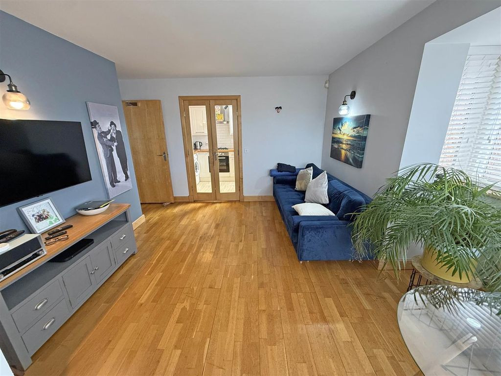 Additional image 4 of 2 bed flat for saleHotspur Street, Tynemouth NE30