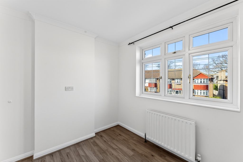 Additional image 8 of 5 bed semi-detached house for saleThurleston Avenue, Morden SM4
