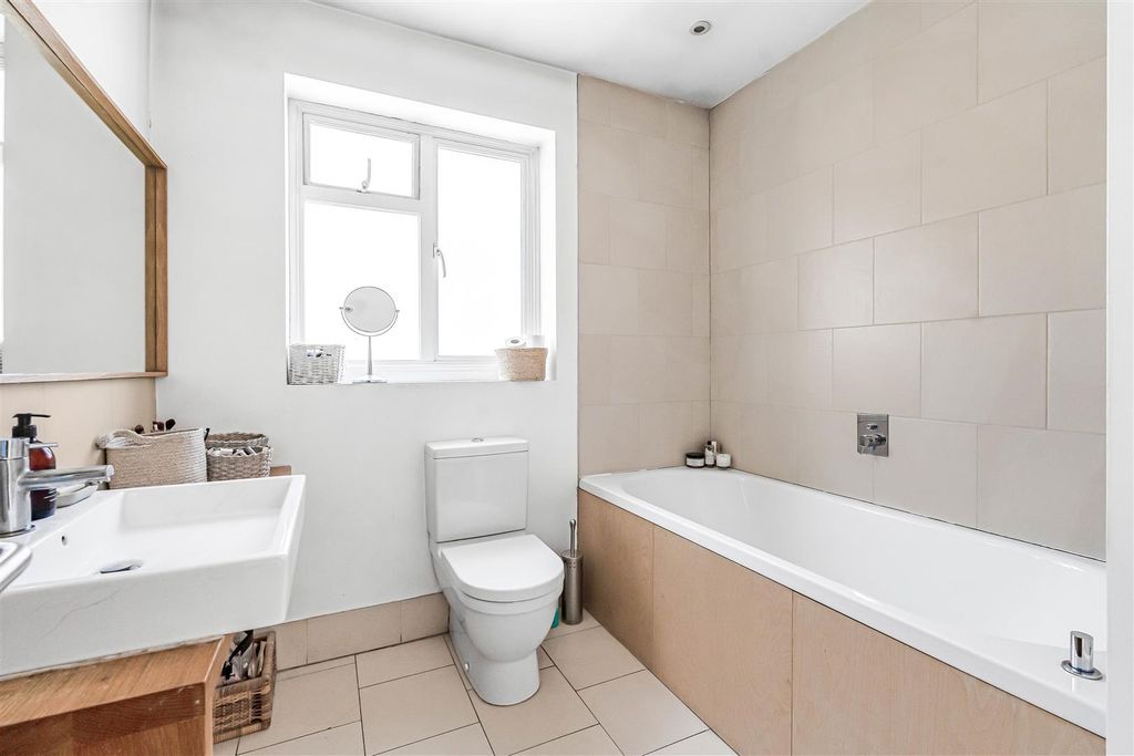 Additional image 32 of 5 bed semi-detached house for saleBeechcroft Avenue, New Malden KT3
