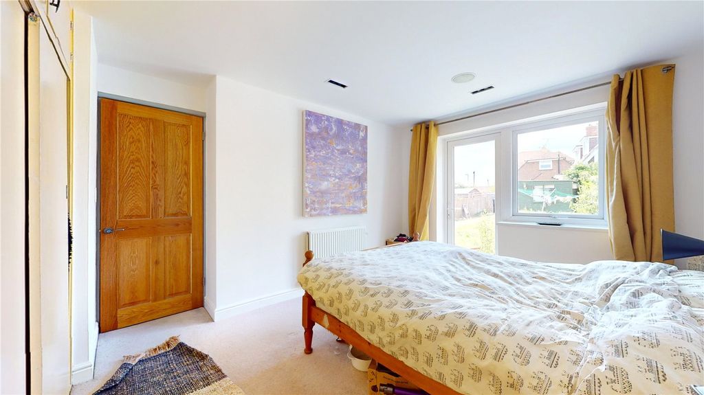 Additional image 5 of 2 bed flat for saleSandringham Court, Old Salts Farm Road, Lancing, West Sussex BN15