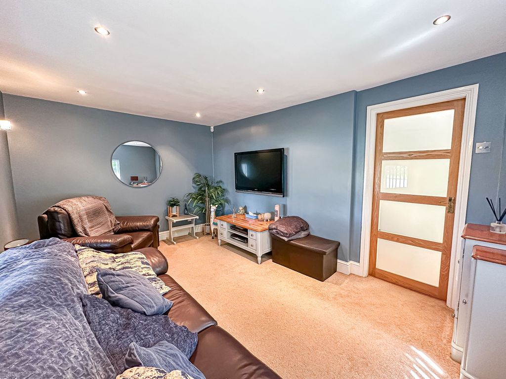 Additional image 9 of 4 bed detached house for saleChester High Road, Neston CH64