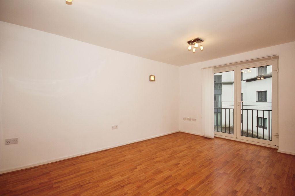 Additional image 4 of 2 bed flat for saleRegent Street, Leamington Spa, Warwickshire CV32