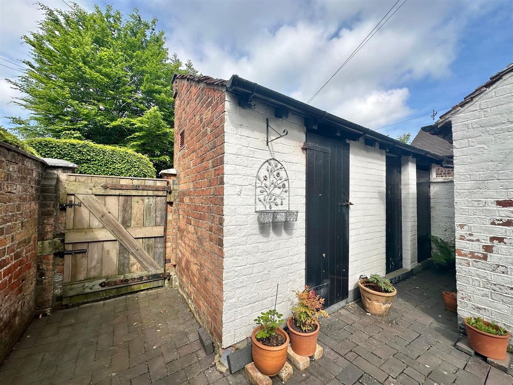 Additional image 17 of 4 bed flat for saleWellington Road, Nantwich, Cheshire CW5