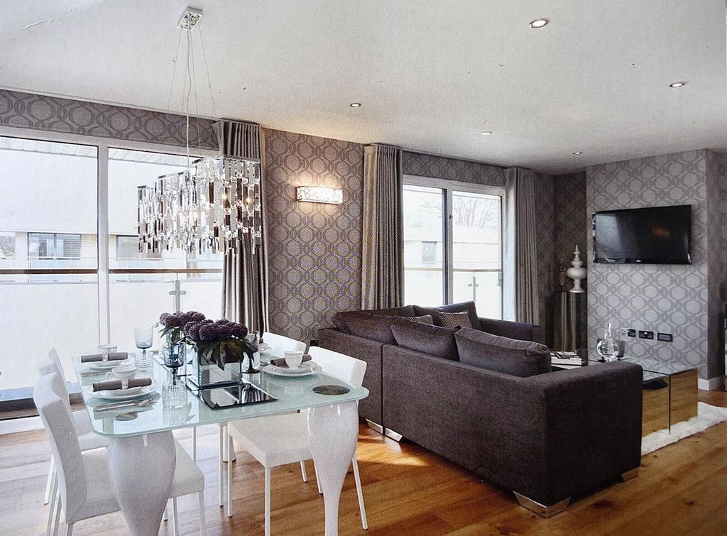 Additional image 13 of 2 bed flat for saleWest Barnes Lane, Raynes Park, New Malden KT3