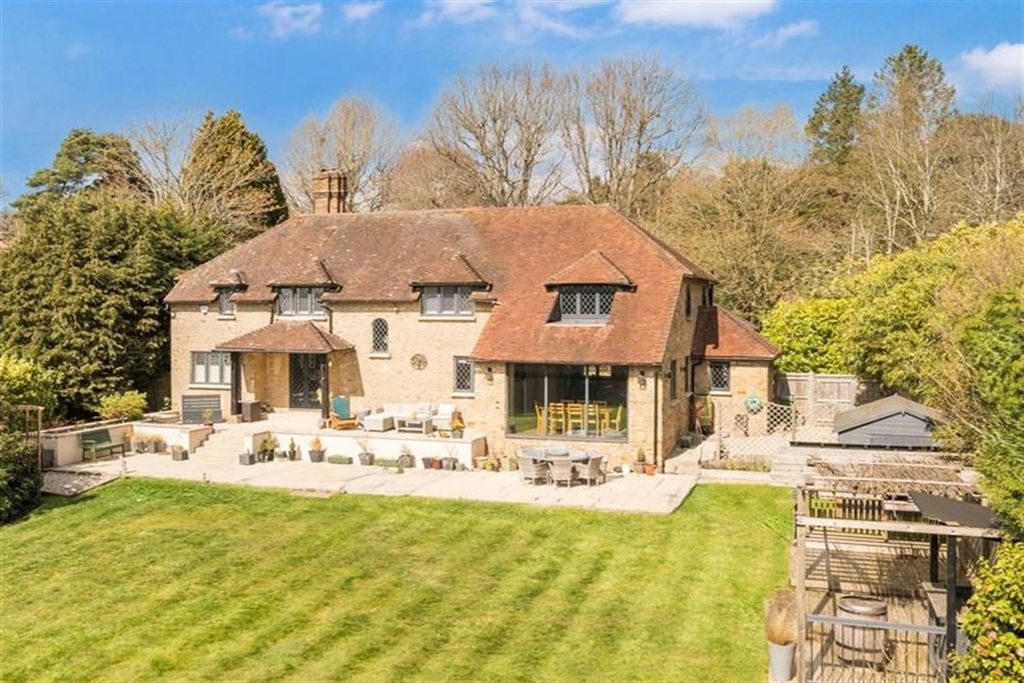 4 bed detached house for saleCrossways, West Chiltington RH20