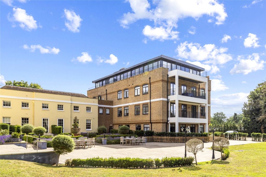3 bed flat for saleWesthorpe House, Marlow, Buckinghamshire SL7