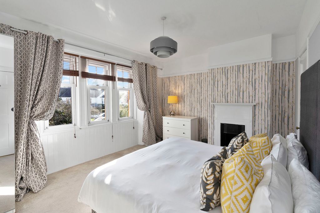 Additional image 11 of 5 bed town house for sale48 St. Baldreds Road, North Berwick EH39
