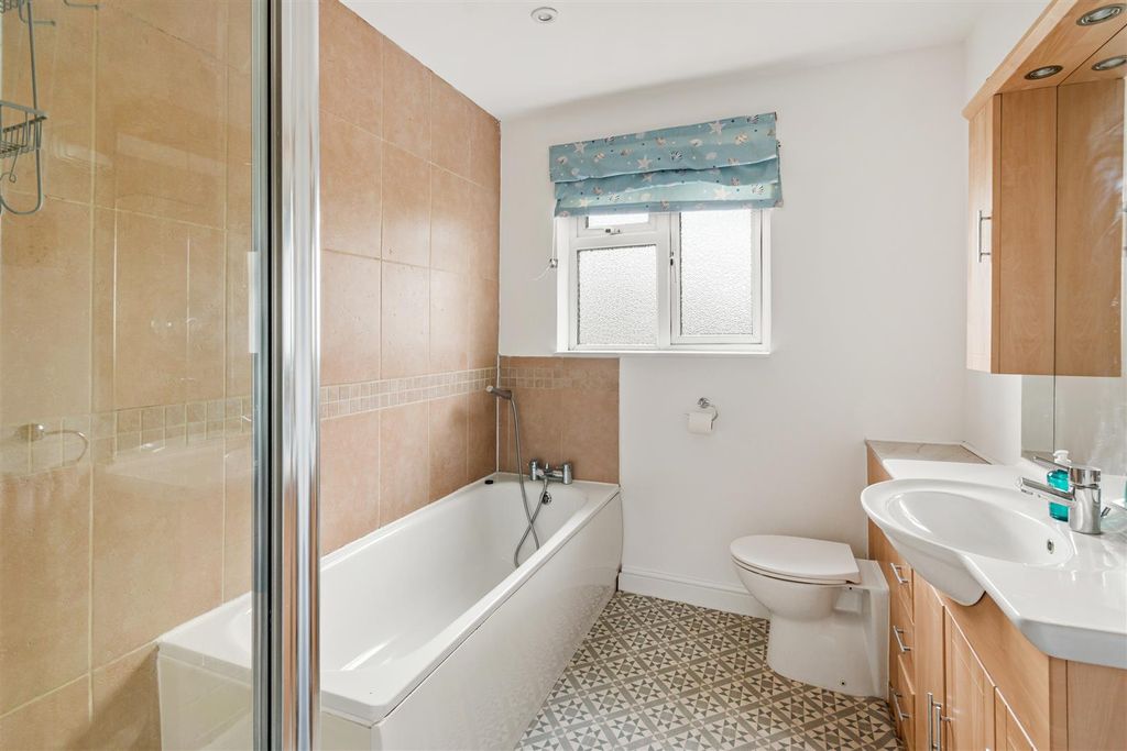 Additional image 12 of 3 bed end terrace house for saleMonkleigh Road, Morden SM4
